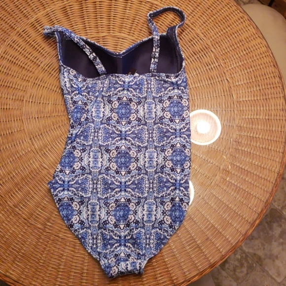NWT! Niptuck multi fit cup one piece swimsuit - Picture 3 of 6